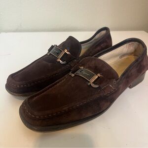 Salvatore Ferragamo‎ Brown Suede Loafers with Gold Hardware Size 8.5